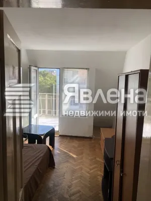 Bright Varna Apartment in Central Post District - Unfurnished - Image 2
