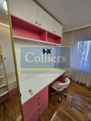 Stylish Apartment with Park View - Belgrade, Serbia - Image 4