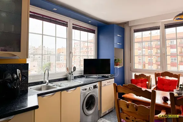 Apartment for sale in Almería - Image 1