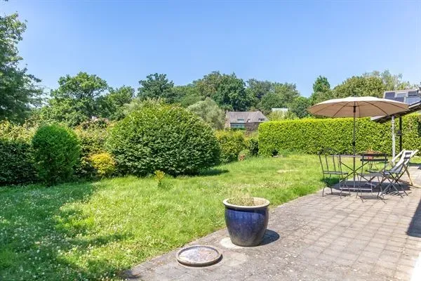 Uccle Villa: Fields View - Tranquil Family Home! - Image 5