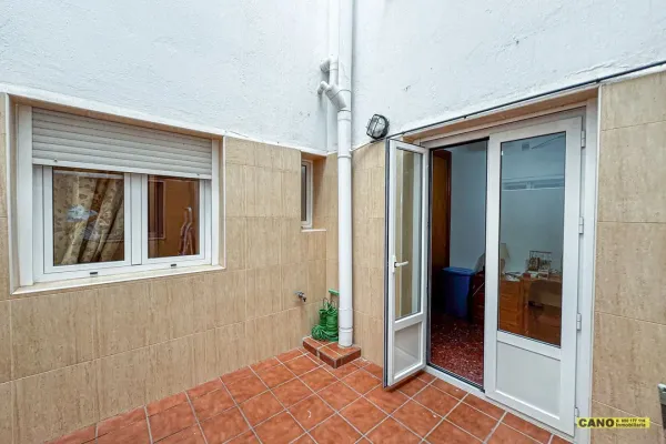 Apartment for sale in Almería - Image 1