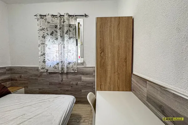 Apartment for sale in Almería - Image 2