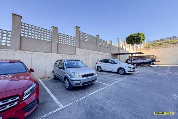 Almería Apartment: 3 Bed, 2 Bath, 84m² - Image 4