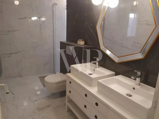 Modern Duplex Apartment with Elevator in Vracar, Belgrade - Image 3