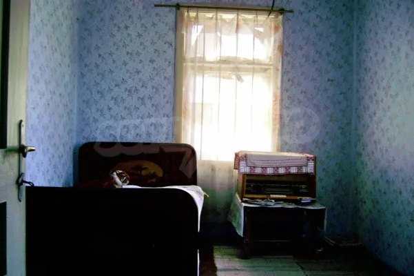 Charming South-Facing House with Land in Picturesque Vidin Region, Bulgaria - Image 3