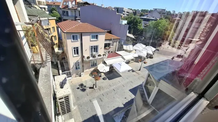 Fully Furnished Studio in Burgas, Near the Sea & City Center - Image 3