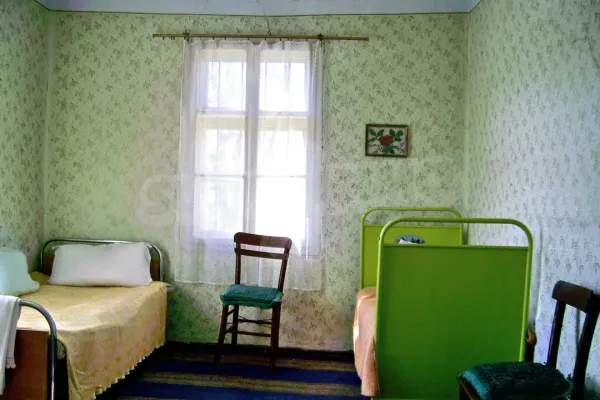 Charming South-Facing House with Land in Picturesque Vidin Region, Bulgaria - Image 1