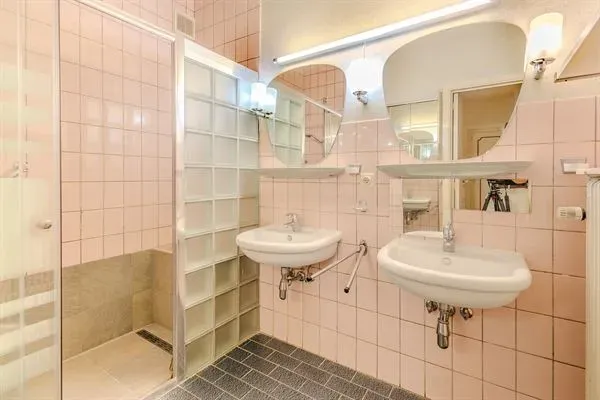 Apartment for sale in Ukkel - Image 2