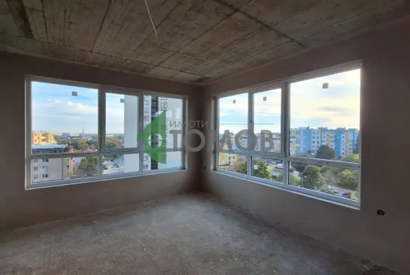 Spacious 3-Bedroom Apartment in New Stara Zagora, Bulgaria - Image 5
