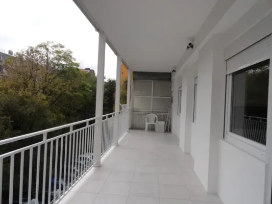 Stylish 1-Bedroom Apartment with Terrace Near Belgrade University - Image 3