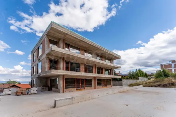 Modern Bistritsa Apartment with Private Garden &amp; Spa - Image 3