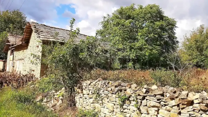 House for sale in Pavlikeni - Image 3