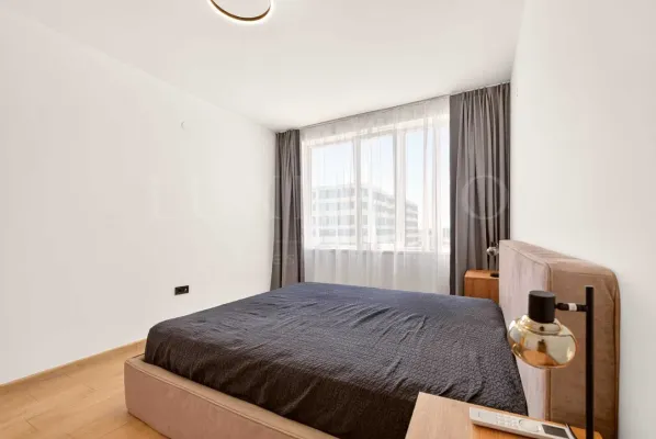 Lake Varna Panorama Apartment: Luxury Living - Image 1