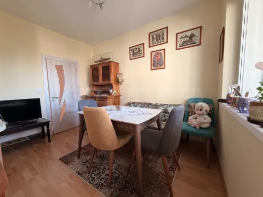 Spacious 4-bedroom apartment near "Chataldzha" market. - Image 5