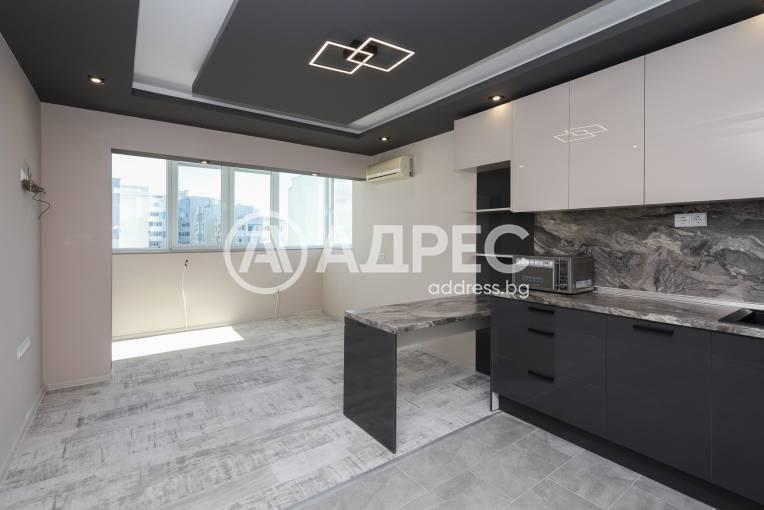 Spacious Partially Furnished Apartment with Lake View in Burgas - Image 1