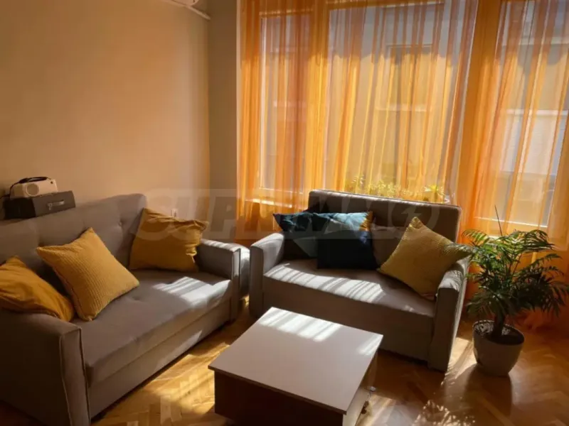 Stylish Fully Furnished Apartment in Plovdiv City Center - Image 1