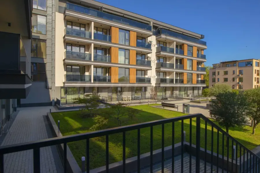 Spacious 2-Bedroom Apartment Near Rowing Base, Plovdiv - Image 1