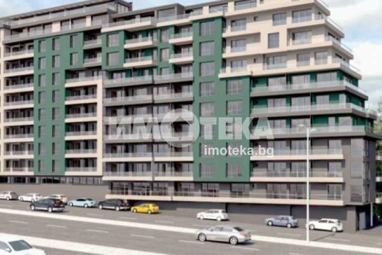Spacious 3-Bedroom Apartment in Varna's Цветен Квартал for Sale - Image 1