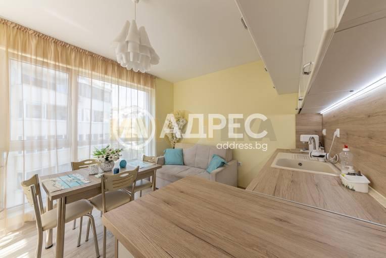 Spacious Fully Furnished Apartment with Stunning City & Lake Views in Varna - Image 1