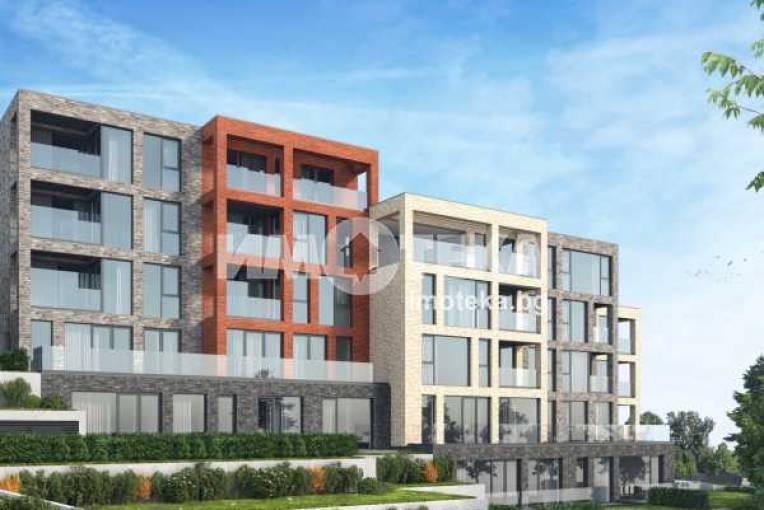 Spacious Sea View Apartment in Varna with Three Bedrooms - Image 1