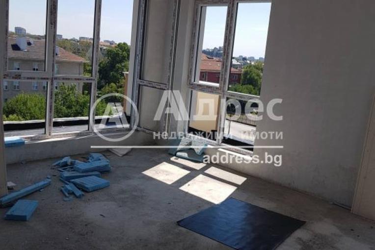 Spacious, Bright 2-Bedroom Apartment in Plovdiv's Kiryatyka District - Image 1