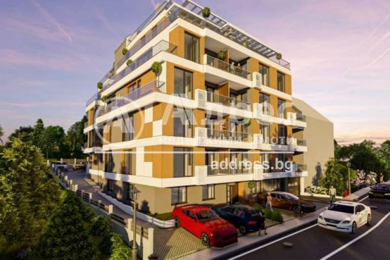 Spacious Varna Apartment with Modern Design and Green Surroundings - Image 1