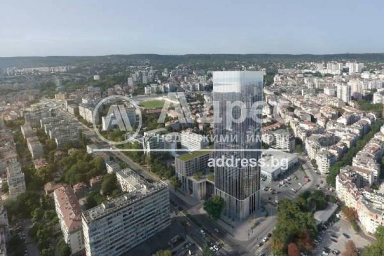 Spacious Apartment Near Hospital with Stunning Sea Views - Image 1