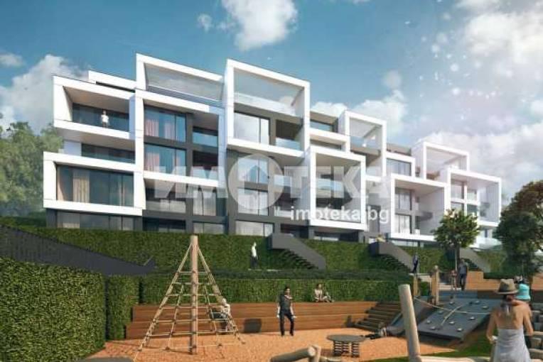 Spacious Apartment in "La Breeze" with Sea Views, Varna Bulgaria - Image 1