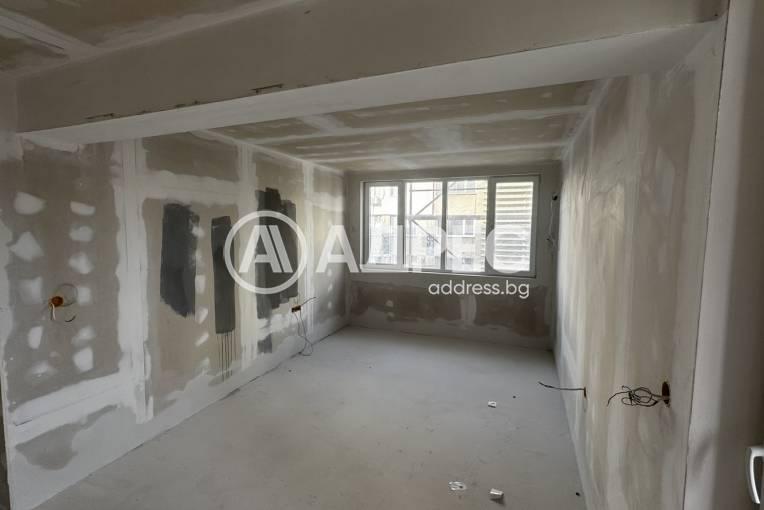 Spacious 1-Bedroom Apartment in Burgas, Bulgaria - Zornitsa District - Image 1