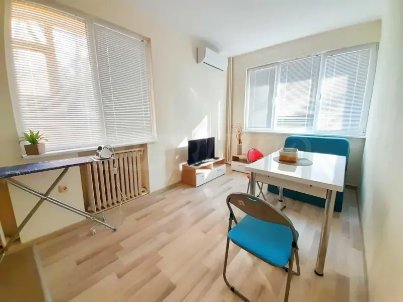 Spacious, Fully Furnished 3-Bedroom Apartment in Burgas "Lazur" - Image 1