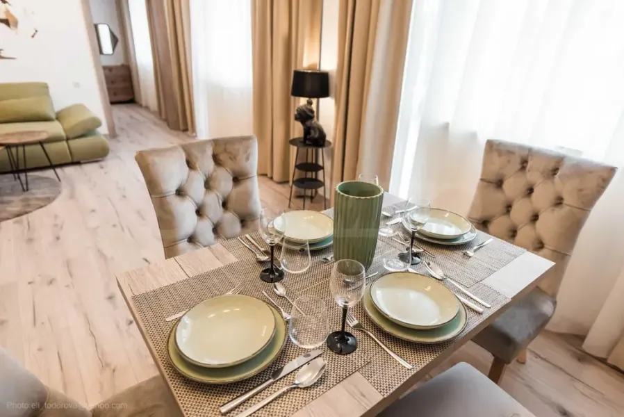 Stylish Fully Furnished Apartment in Varna City Center - Image 1