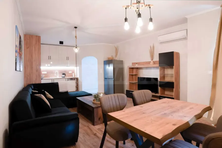 Spacious, Fully Furnished Apartment with Panoramic Burgas Views - Image 1