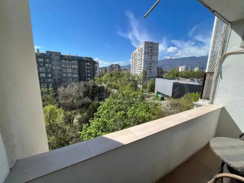Spacious Fully Furnished Apartment in Sofia's Drvenitsa - Image 3