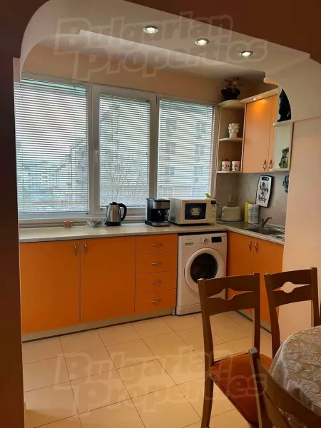 Fully Furnished 1-Bedroom Apartment in Varna's Vazrazhdane Quarter - Image 3