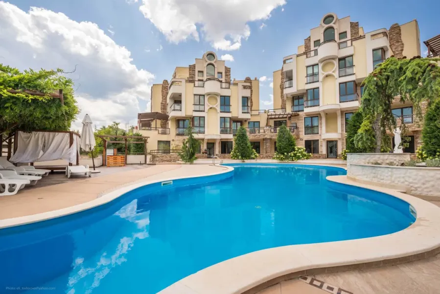 Spacious 3-Bedroom Apartment in Elite Varna Complex - Image 3