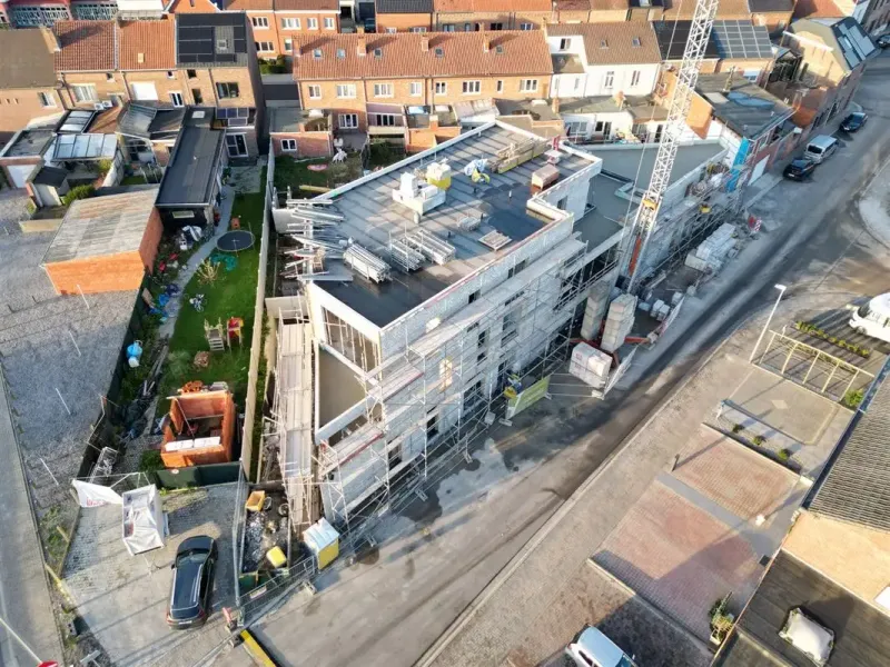 Spacious Apartment with Terrace & Garden in Sint-Truiden, Belgium - Image 3