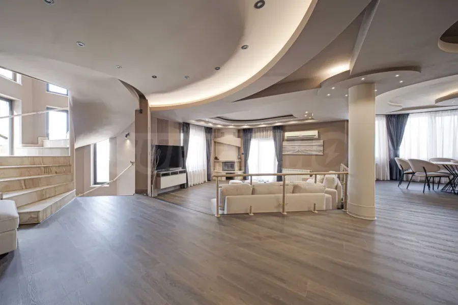 Spacious Dragalevtsi House with Mountain Views, Fully Furnished - Image 3