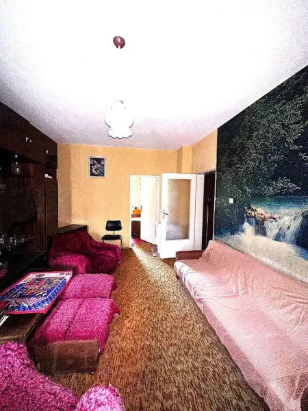 Spacious 3-Bedroom Apartment in Stara Zagora Center - For Sale - Image 2