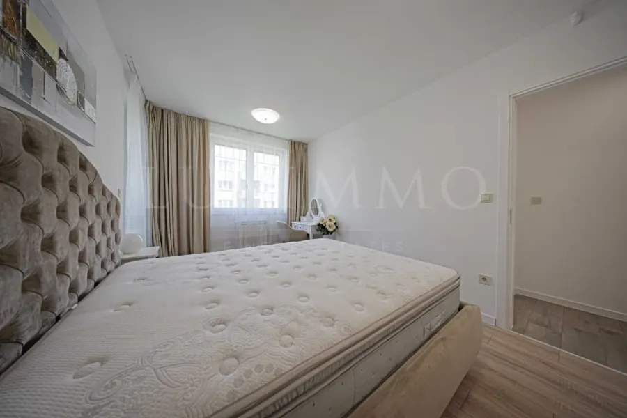 Spacious, Fully Furnished Apartment in Dianabad, Sofia (97.6 m2) - Image 1