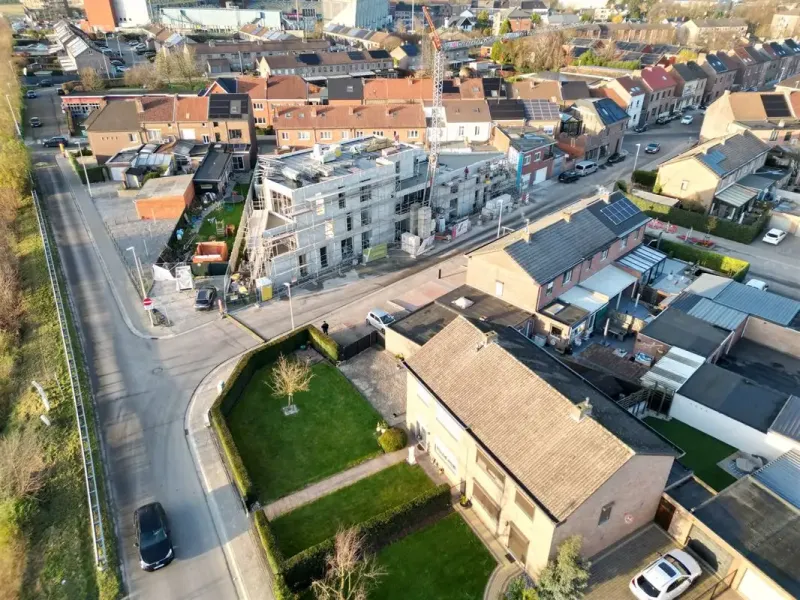 Spacious Apartment with Terrace & Garden in Sint-Truiden, Belgium - Image 2
