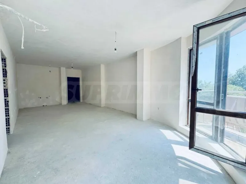 Spacious 3-Bedroom Apartment Near Varna Park - Image 3
