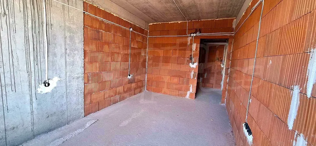 Spacious 1-Bedroom Apartment in Plovdiv - Modern & Convenient Living - Image 4