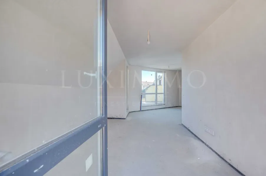 Spacious Apartment with Vitosha Mountain Views - Image 1