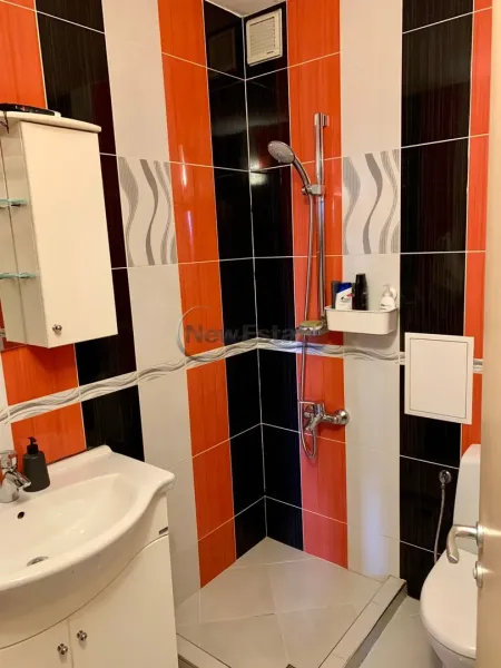 Spacious 2 Bedroom Apartment with Balconies - 98 Bulgaria Blvd - Image 4