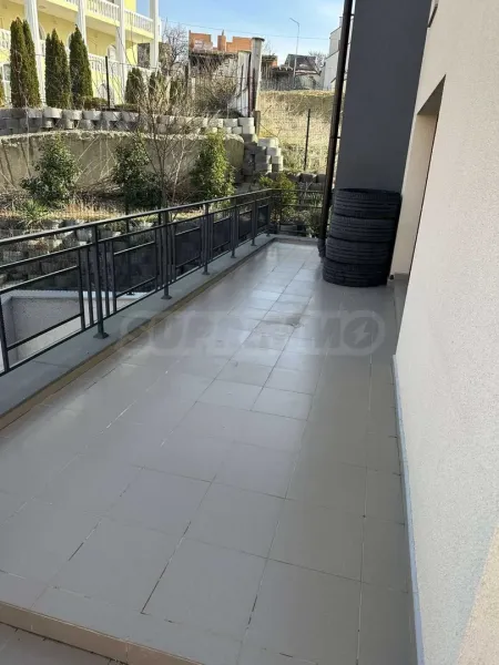 Spacious Fully Furnished Apartment in Varna, Bulgaria - Image 2