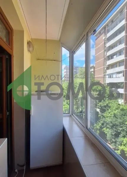 Spacious Three-Bedroom Apartment in Central Stara Zagora for Sale - Image 3