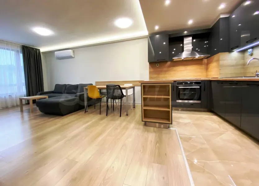 Stylish 2-Bedroom Apartment with Parking in Plovdiv, Bulgaria - Image 5