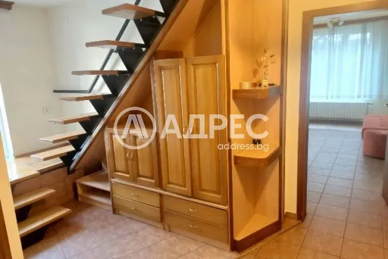 Spacious Three-Bedroom Mezonet for Sale in the Heart of Stara Zagora - Image 1