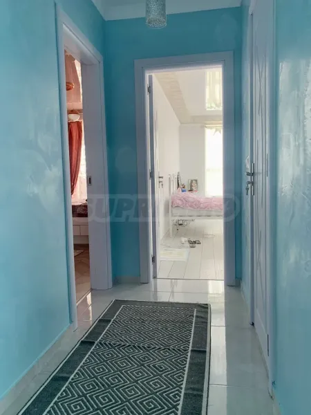 Spacious Sea View Apartment in Burgas - Fully Furnished - Image 4