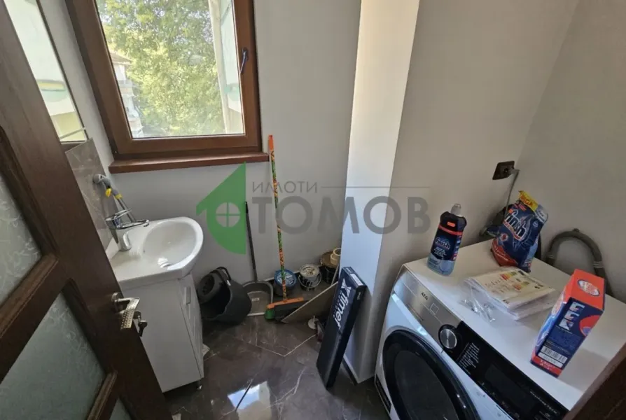 Spacious Fully Furnished Apartment in Stara Zagora City Center - Image 3